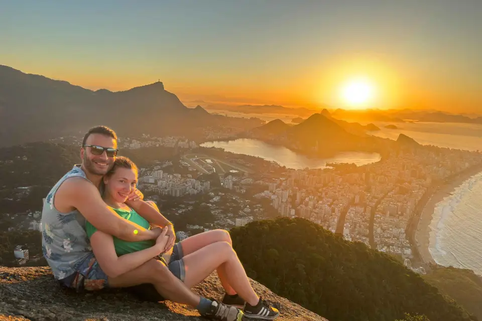 Amanecer en el Morro Dois Irmãos + Experiencia en la Favela de Vidigal