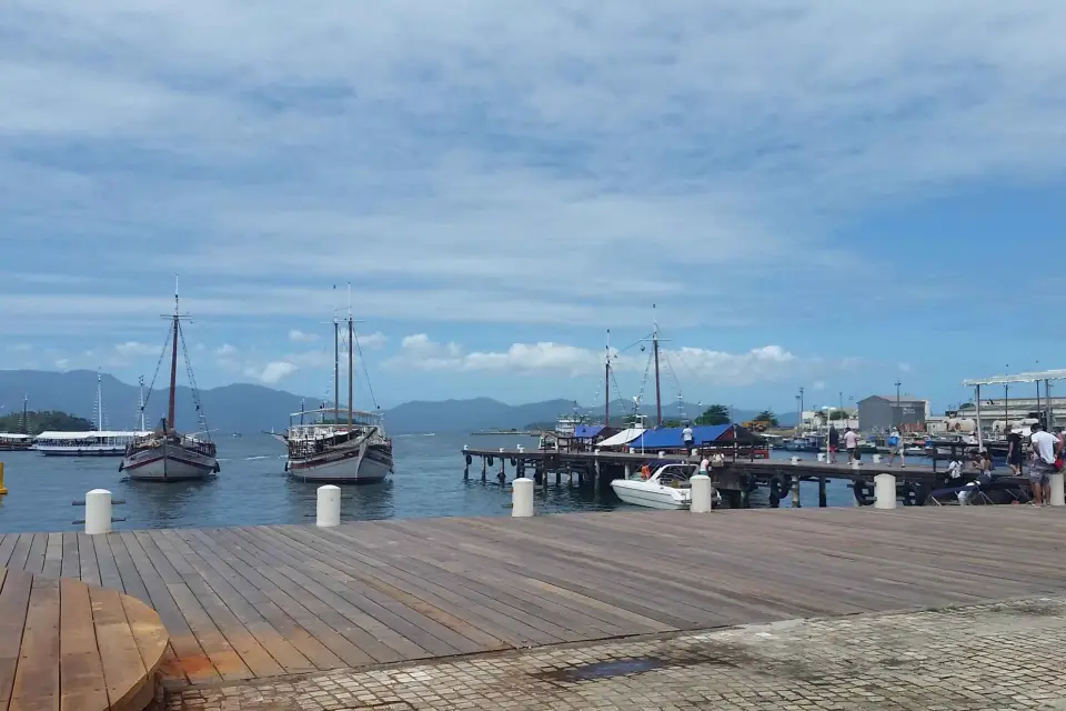 Río de Janeiro: Angra dos Reis, paseo en barco por las islas y almuerzo