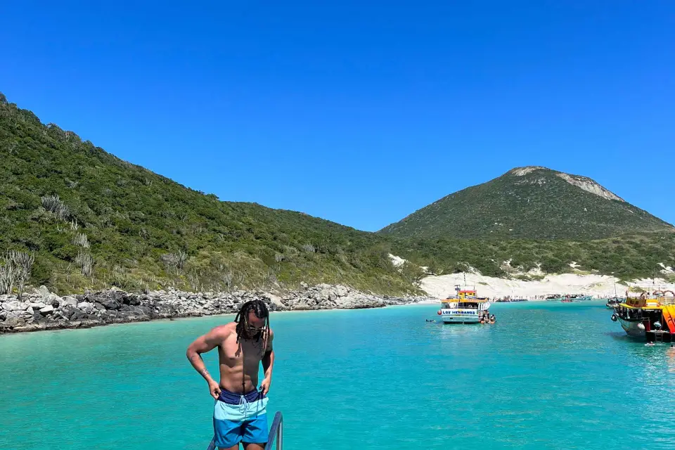 Arraial do Cabo: Paseo en barco con tobogán acuático