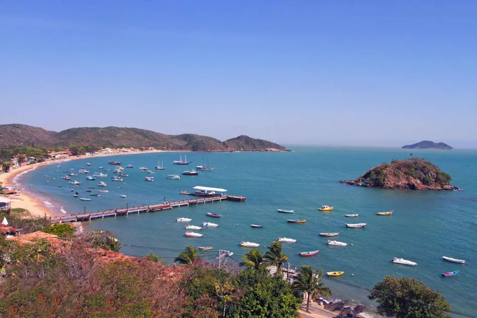Desde Río: Búzios con tour en barco y almuerzo