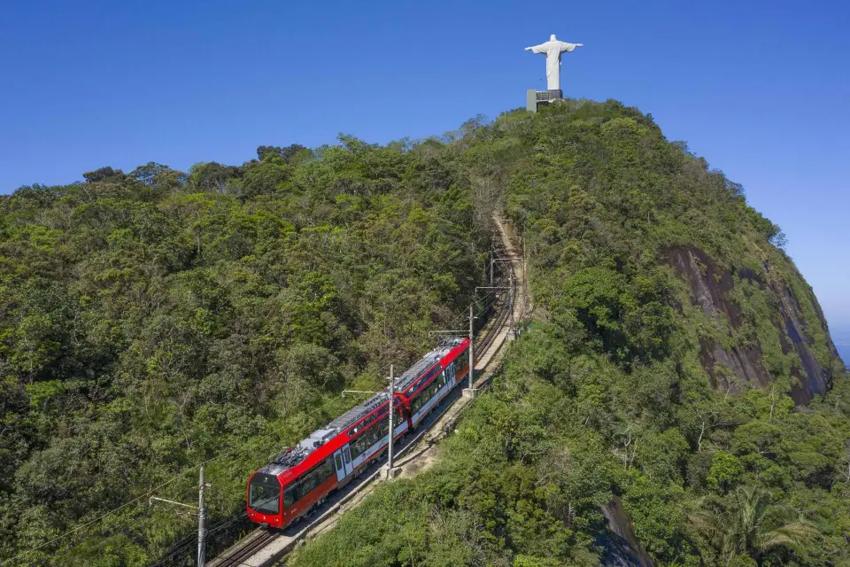 Río: Cristo Redentor en tren y visita guiada matinal por la ciudad