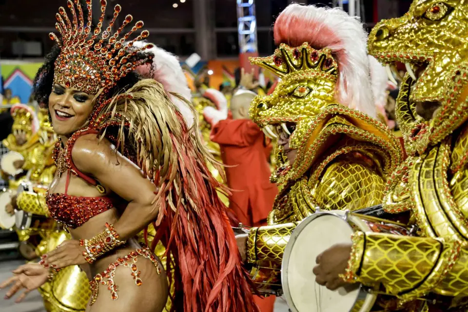 Desfile del Carnaval de Campeones en el Sambódromo: Ticket de entrada y traslado