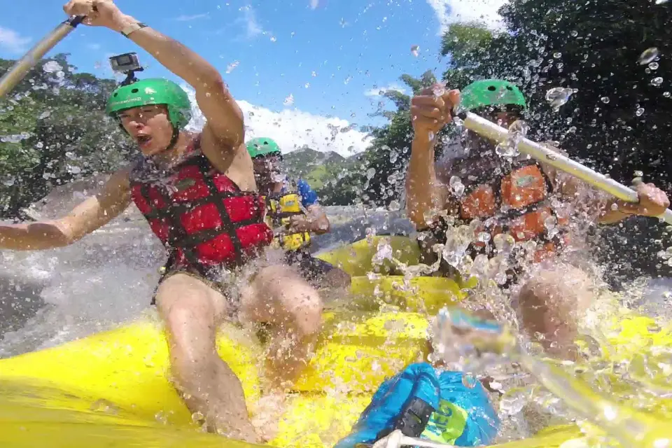 Río de Janeiro: Excursión guiada en balsa por el río