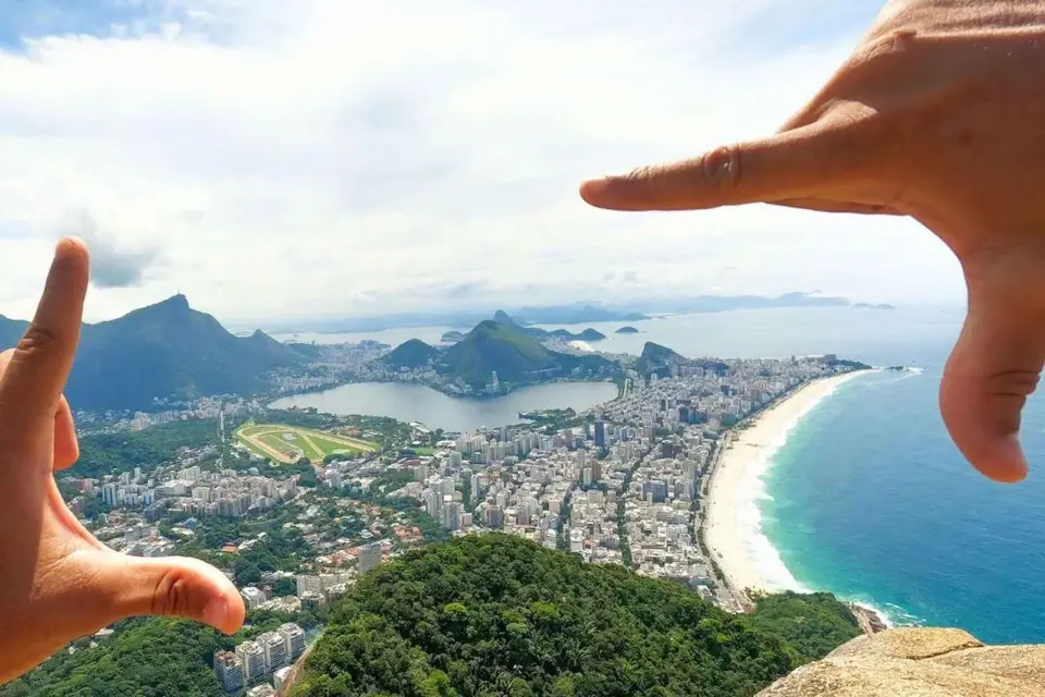 Río de Janeiro: Dos hermanos hacen senderismo en Vidigal