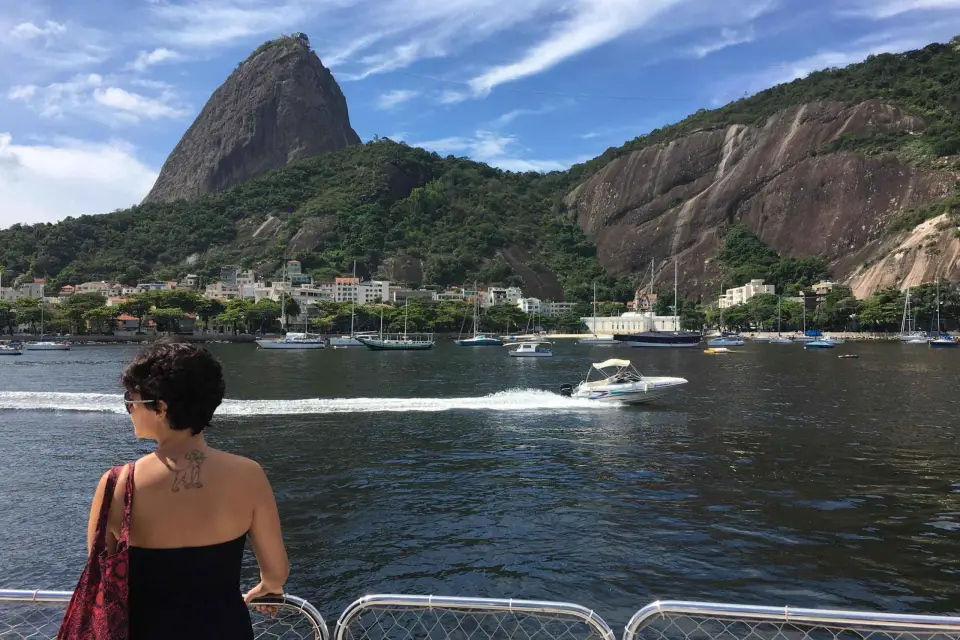 Río desde el mar: crucero bahía de Guanabara con almuerzo