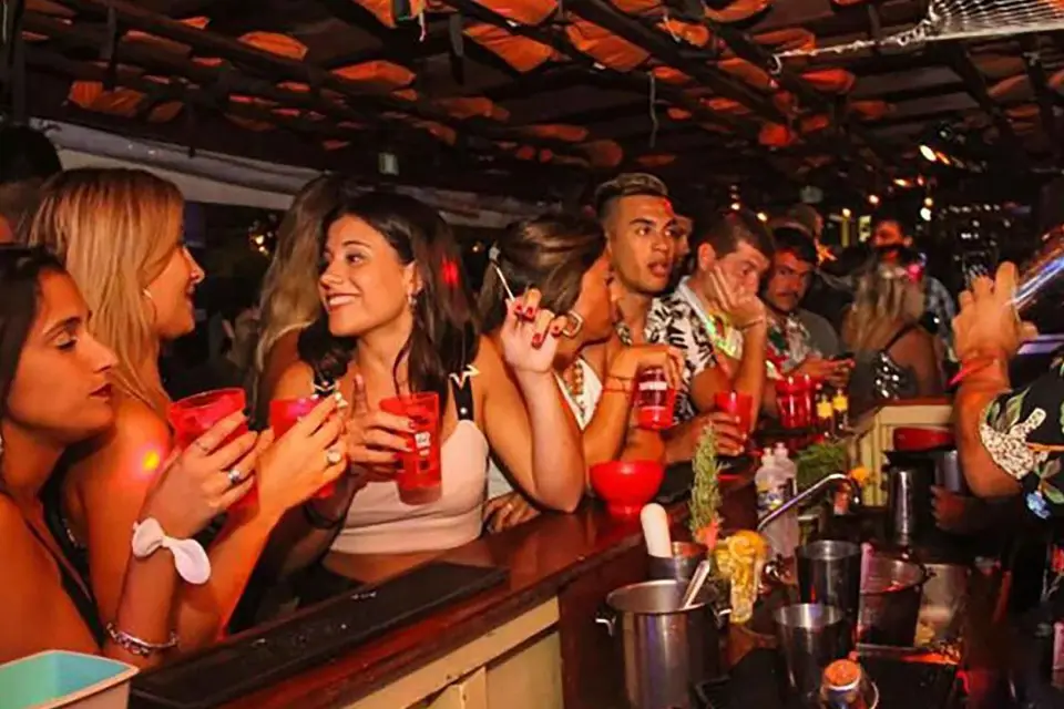 Maravillosa Fiesta en Barco - Río de Janeiro