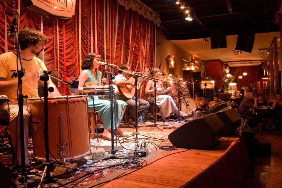 Río de Janeiro: Música brasileña en el Escenario de Río con cena
