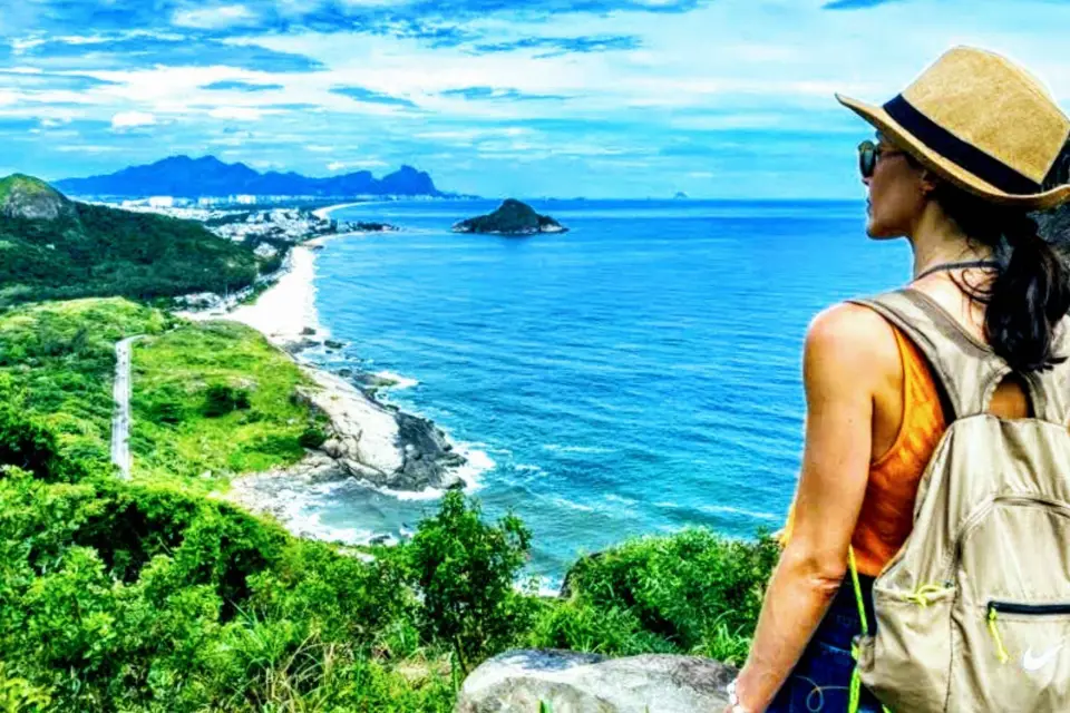 Playas solitarias de Río de Janeiro: Caminata+Natación Prainha y Grumari