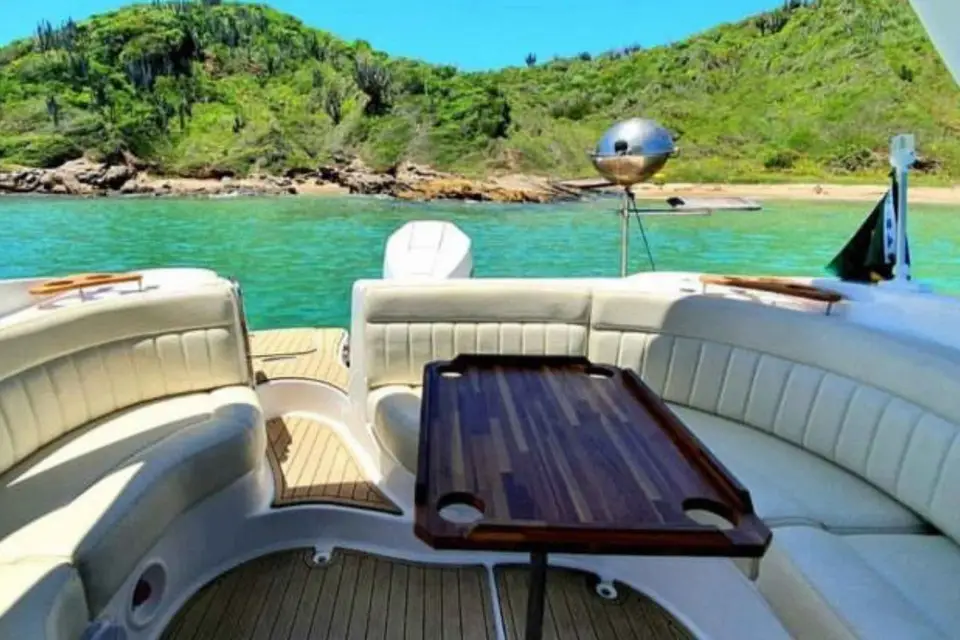 Río de Janeiro: Tour Privado en Lancha Rápida en Búzios 8 pax