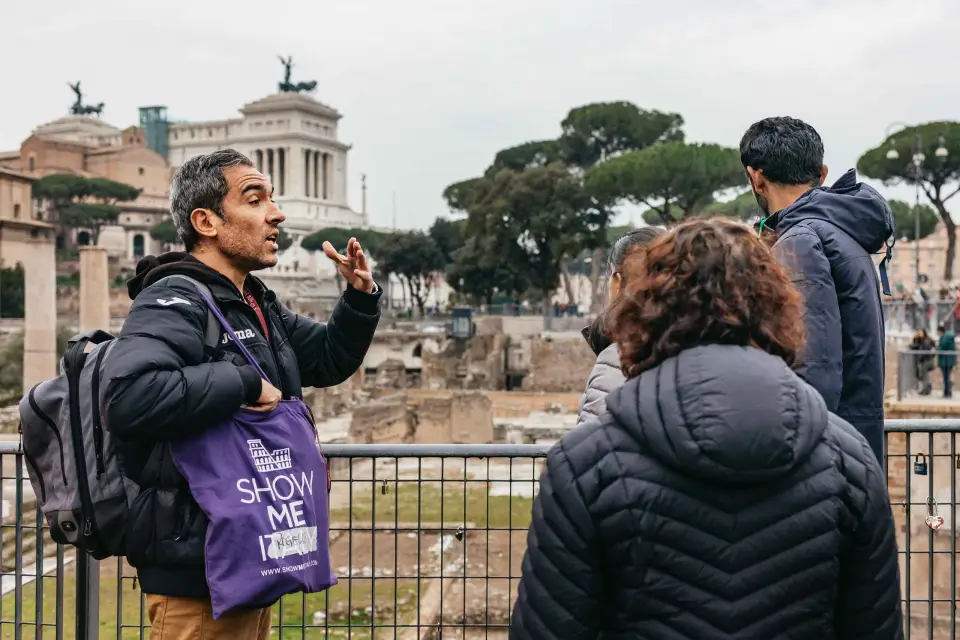 Roma: Acceso prioritario al Coliseo y Visita de la Antigua Roma