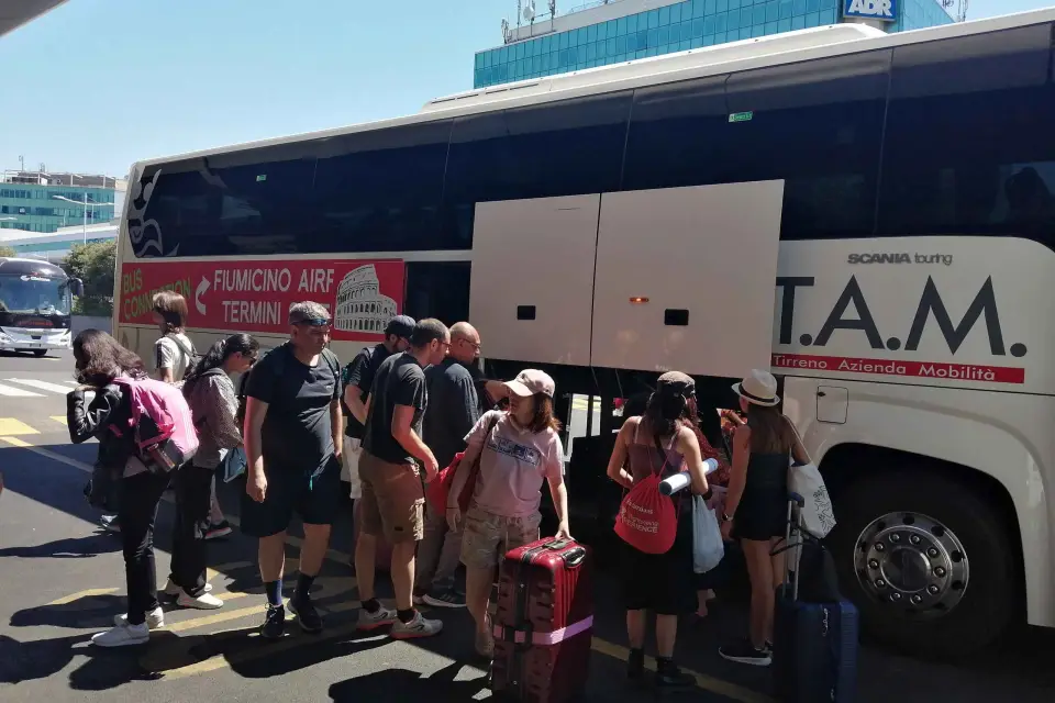 Roma: Autobús de enlace del aeropuerto de Fiumicino al centro de Roma