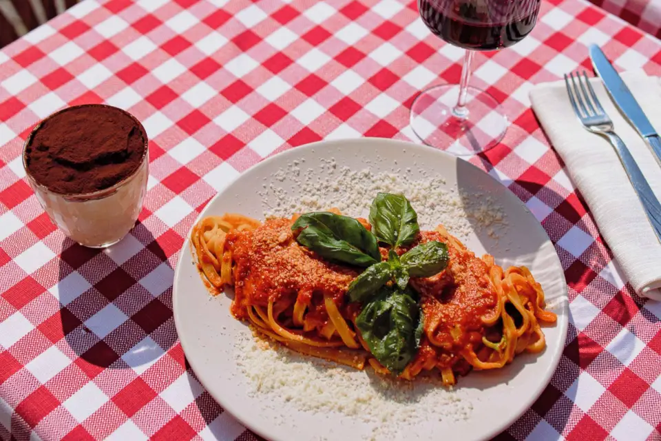 Roma: Clase de cocina de pasta y tiramisú en el centro de la ciudad
