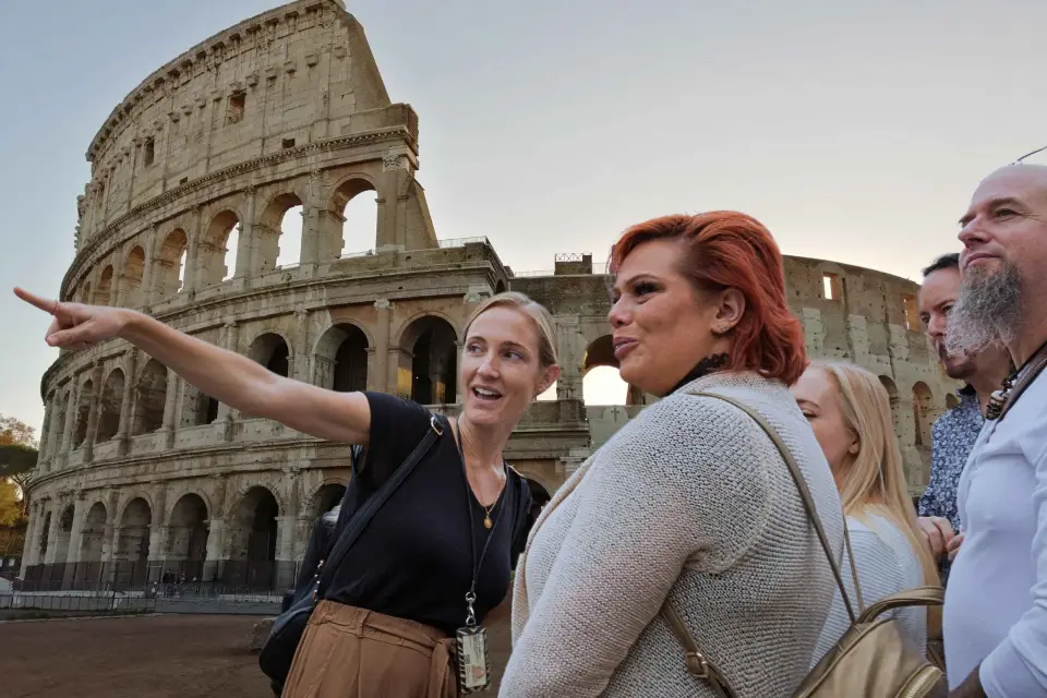Roma: Coliseo Arena y Foro Romano Tour privado con servicio de recogid