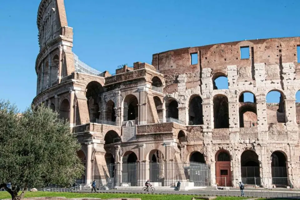 Roma: Coliseo, Foro y Palatino con audioguía y Gelato
