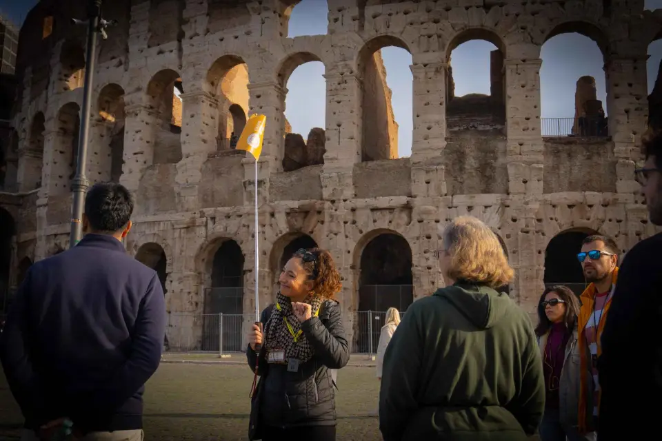 Roma: Coliseo Foro Romano y Colina Palatina Tour en grupo reducido