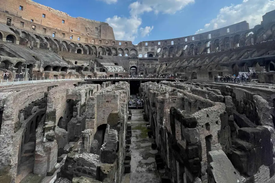 Roma: Excursión Exprés al Coliseo con Acceso al Foro Romano