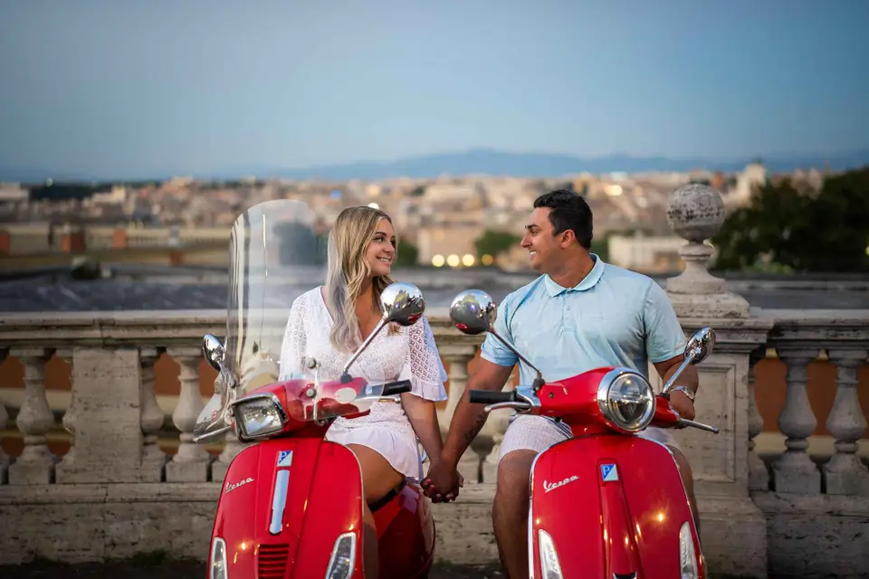 Excursión en Vespa por Roma con servicio de recogida y regreso (Centro de la ciudad)