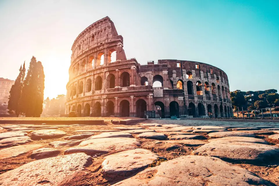 Roma: Experiencia en la Arena del Coliseo con Anfitrión y Audioguía