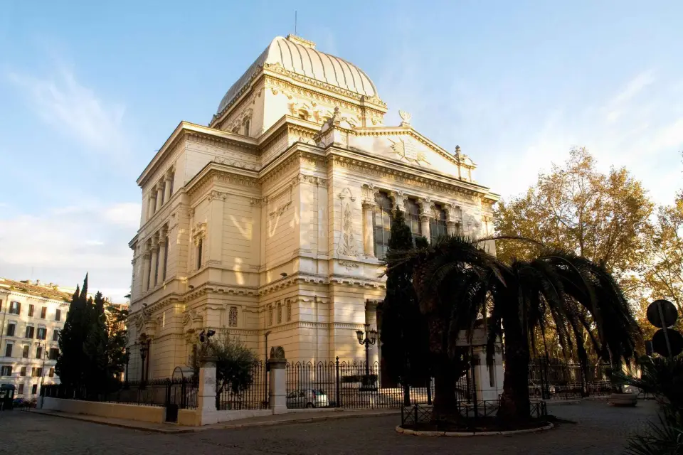 Roma insólita: Isla Tiberina, Gueto judío con merienda