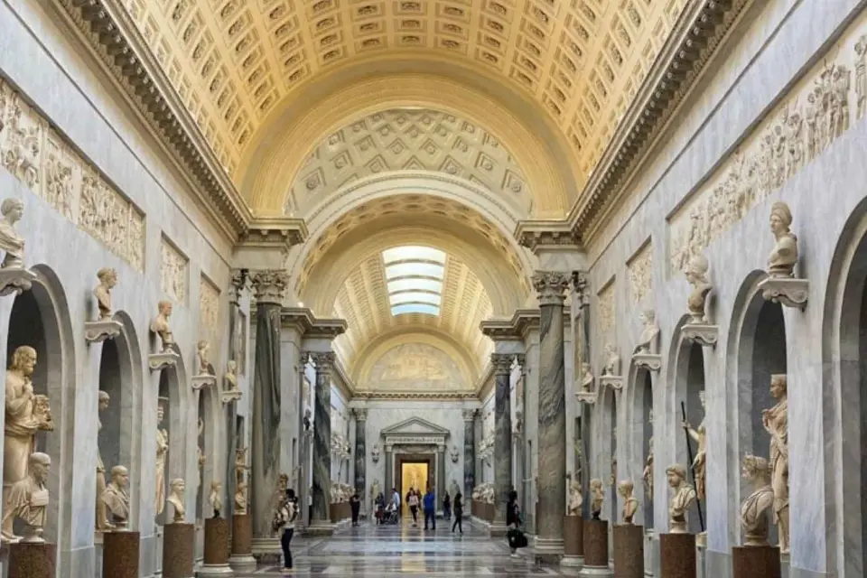 Museo Vaticano y Capilla Sixtina con visita a la Basílica de San Pedro