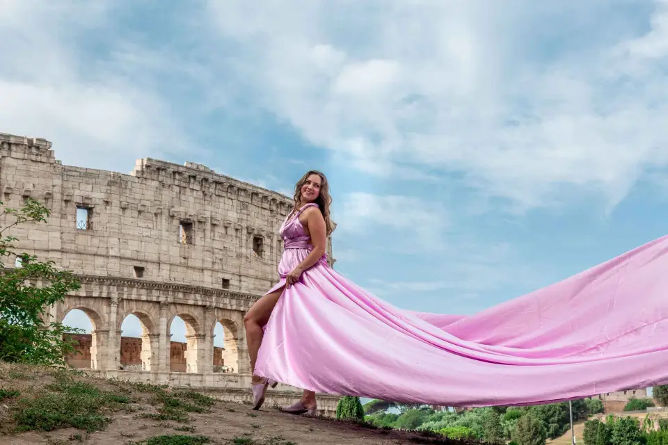 Roma: Sesión de fotos profesional con vestido de vuelo