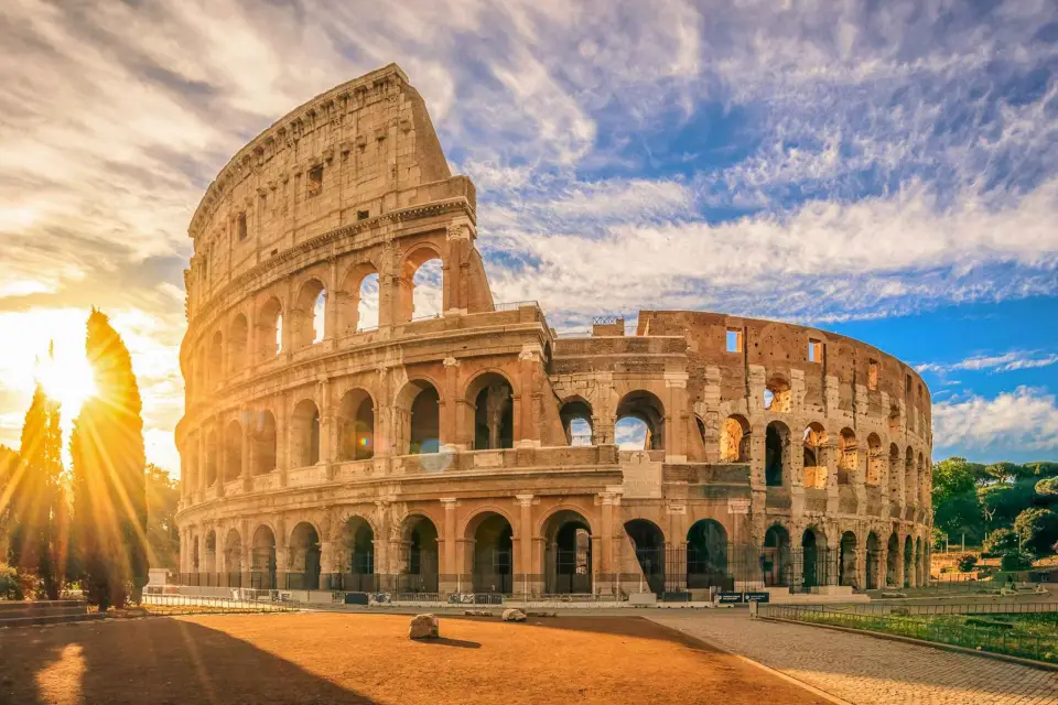 Roma: Coliseo, Museos Vaticanos y Centro Histórico en un Día