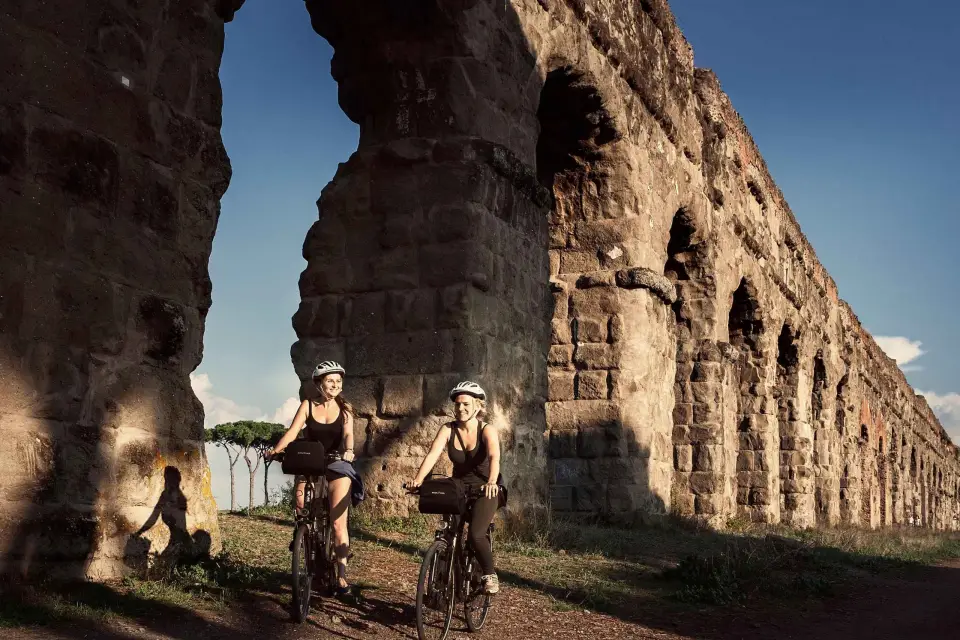 Roma: Vía Apia, Acueductos y Catacumbas en Bicicleta Eléctrica