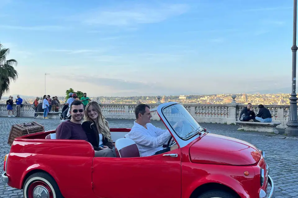 Roma: Vintage Fiat 500 Cabriolet Tour privado de la ciudad