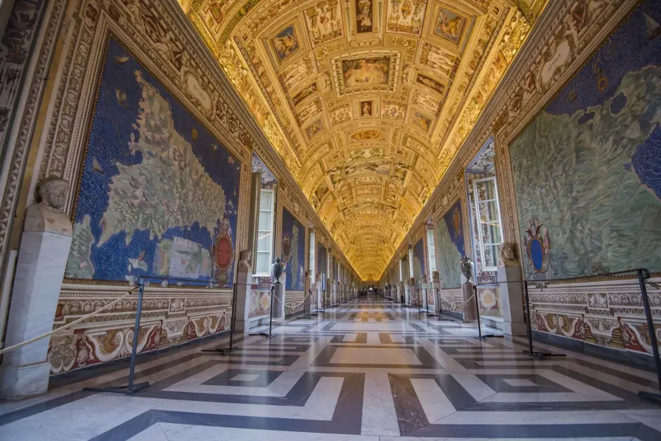 Roma: Visita a la Capilla Sixtina y la Basílica de San Pedro con entrada
