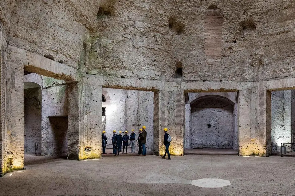 Roma: Visita a la Domus Aurea con Experiencia de Realidad Virtual