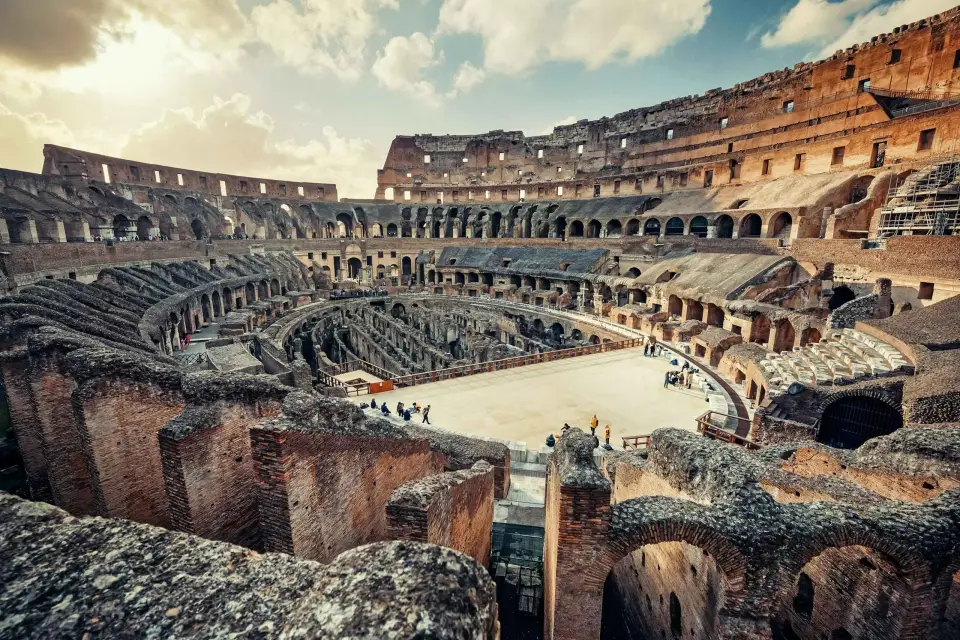 Roma: Visita guiada a la Arena del Coliseo y la Antigua Roma
