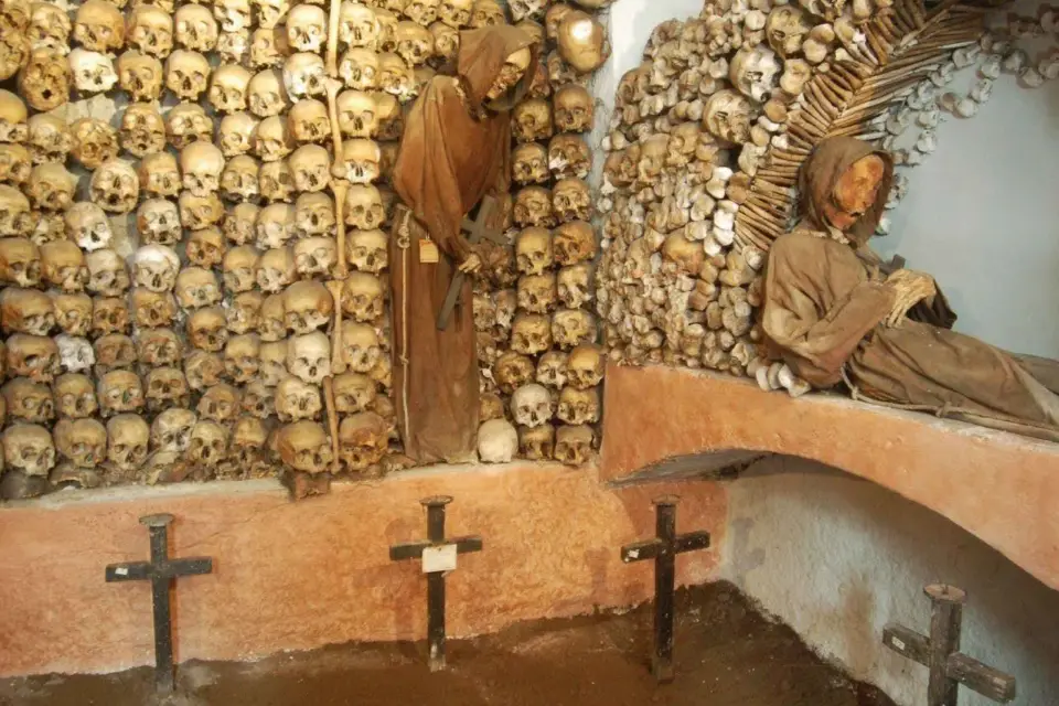 Roma: Visita guiada a las Catacumbas y Cripta de los Capuchinos (Audioguía)