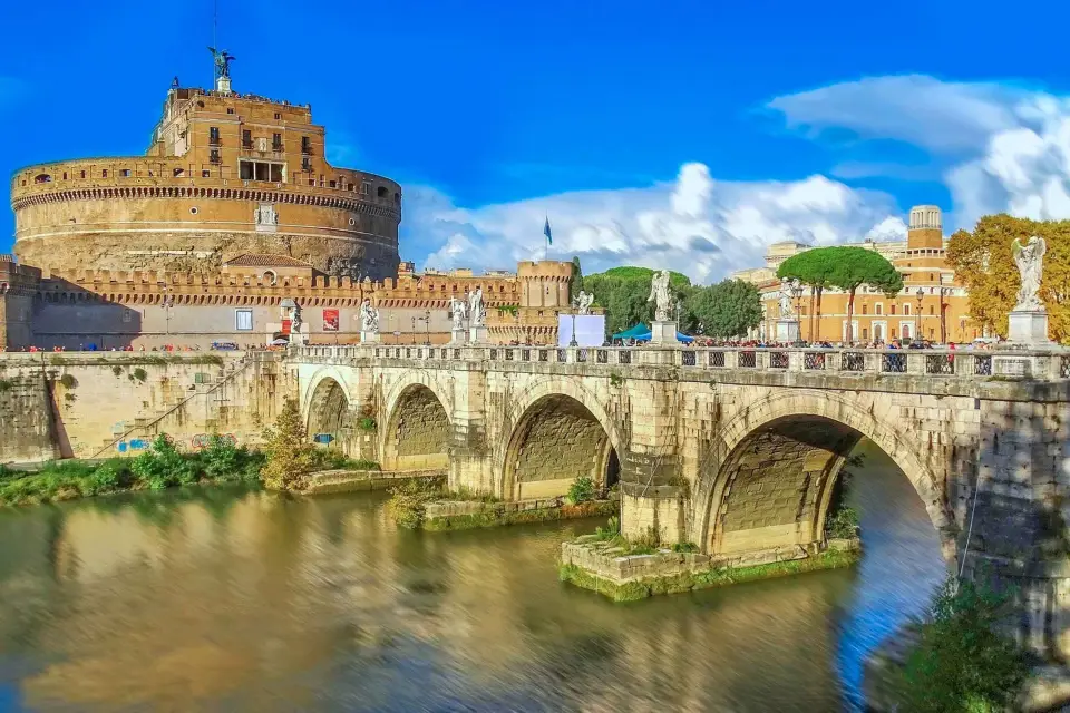 Roma: Visita guiada en grupo reducido al Castillo de Sant'Angelo