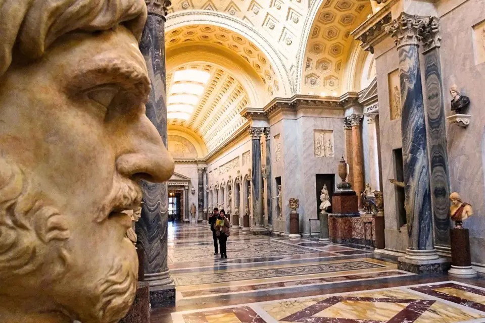 Roma: Visita guiada privada al Vaticano con entrada rápida
