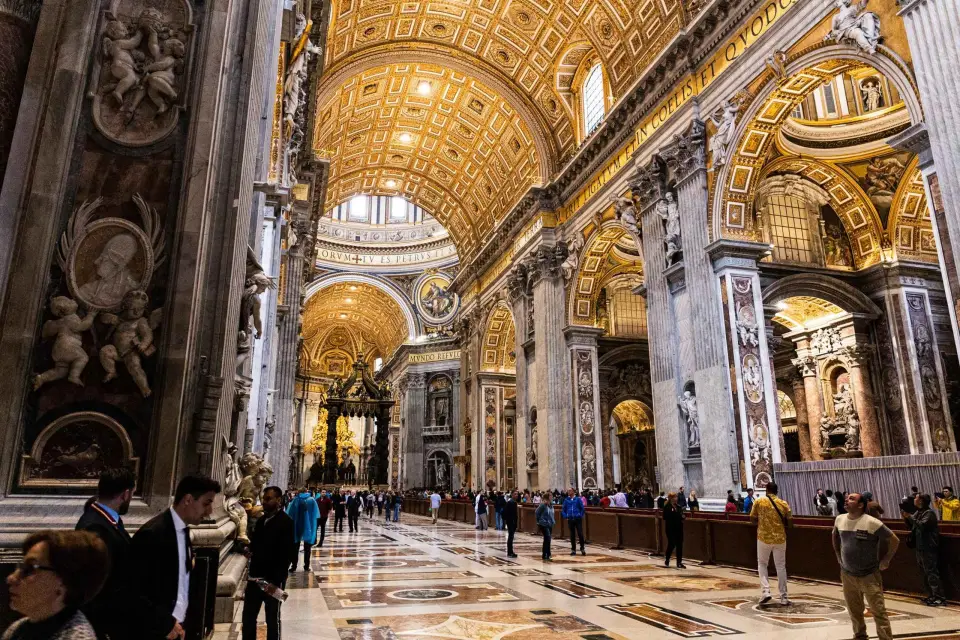 Roma: Visita del Vaticano en grupo reducido por la mañana temprano con servicio de recogida