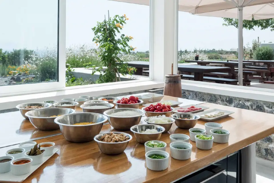 Clase Privada de Cocina y Tour del Vino de Santorini