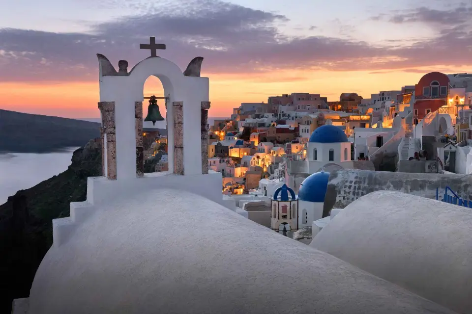 Santorini: combo de 2 días con crucero por el volcán y tour en autobús por la isla