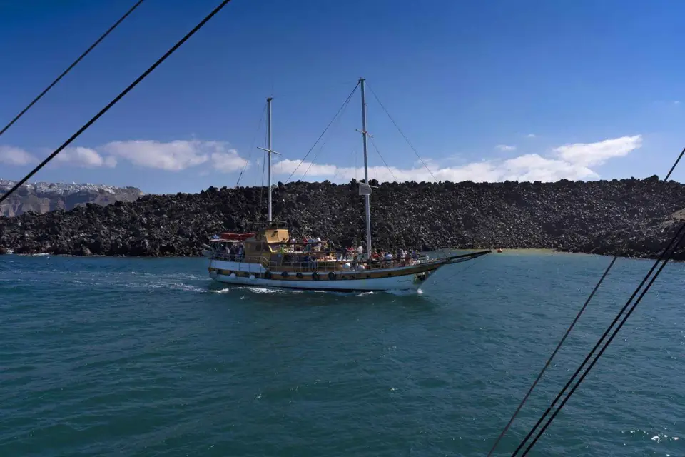 Excursión a 3 Islas en Barco de Madera a Vela