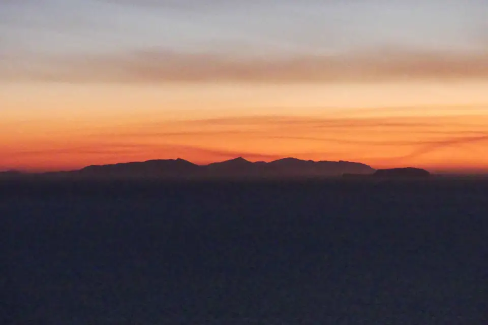 Excursión a la Caldera al amanecer con aperitivos