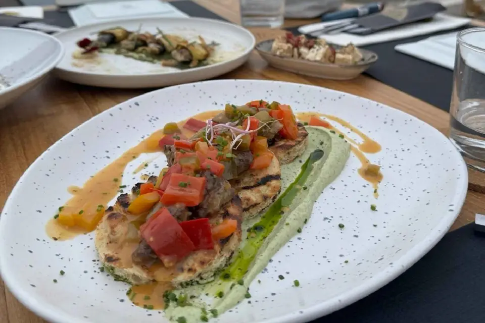 Santorini: ¡Excursión enológica con cena y vista de la puesta de sol!