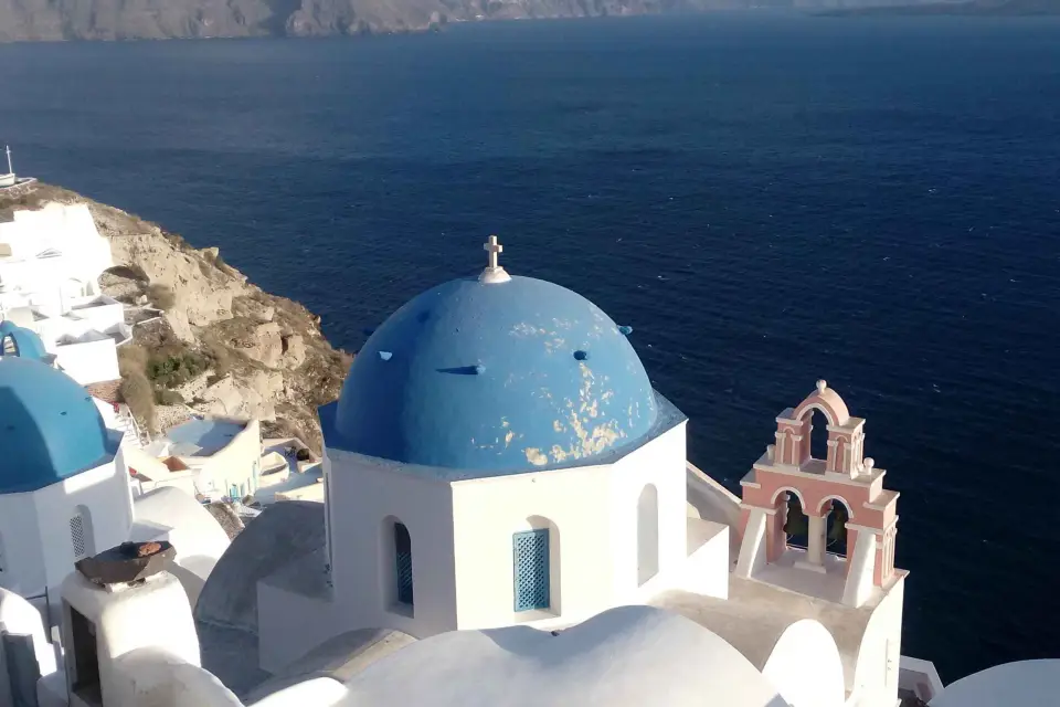Santorini: Excursión para grupos reducidos por los Castillos Venecianos