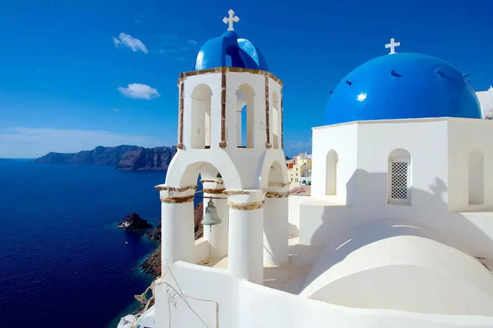 Santorini: Excursión Privada de Medio Día o Día Completo por la Isla