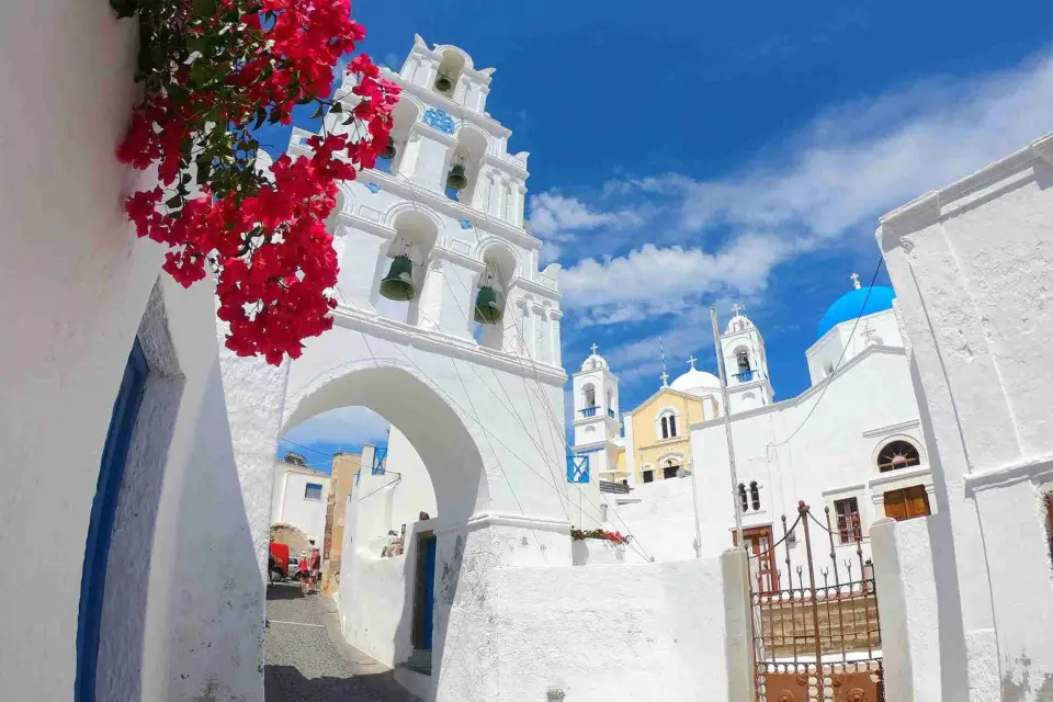 Explorando las Joyas de Santorini: Un recorrido completo de 5 horas