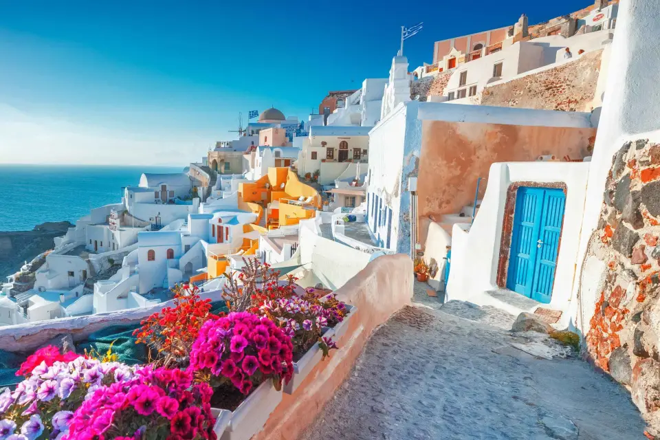 Desde Rethymnon: tour de día completo en barco por Santorini