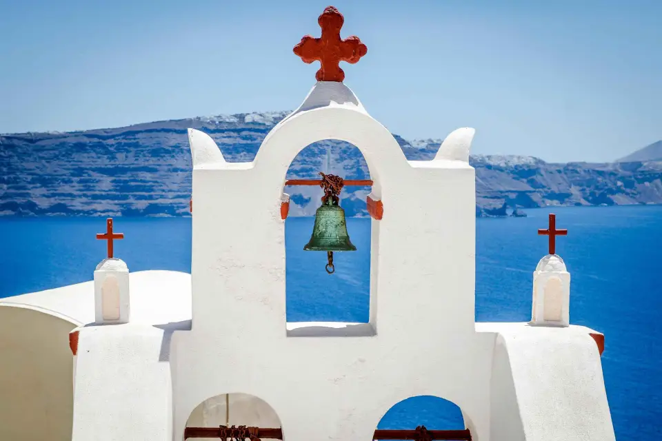 Santorini Magic: Tu inolvidable aventura en tierra de crucero