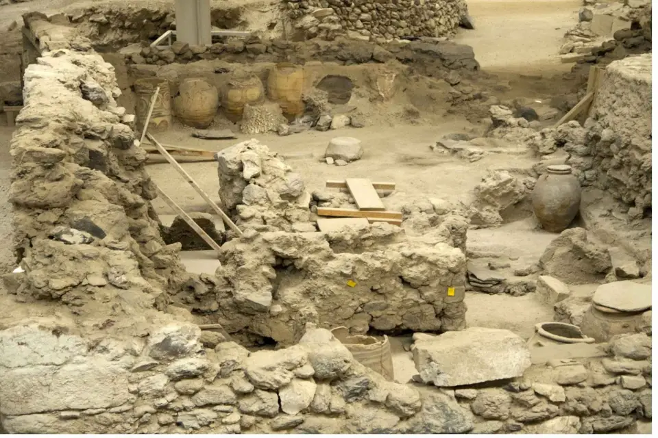 Santorini: Museo de Akrotiri, Atlántida Perdida y Cata de Vinos