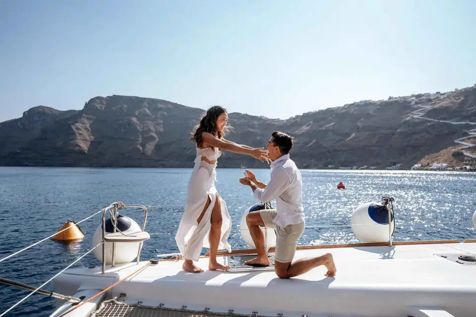 Propuesta de matrimonio de 3 días en Santorini: Romance, amor y unas vacaciones de ensueño