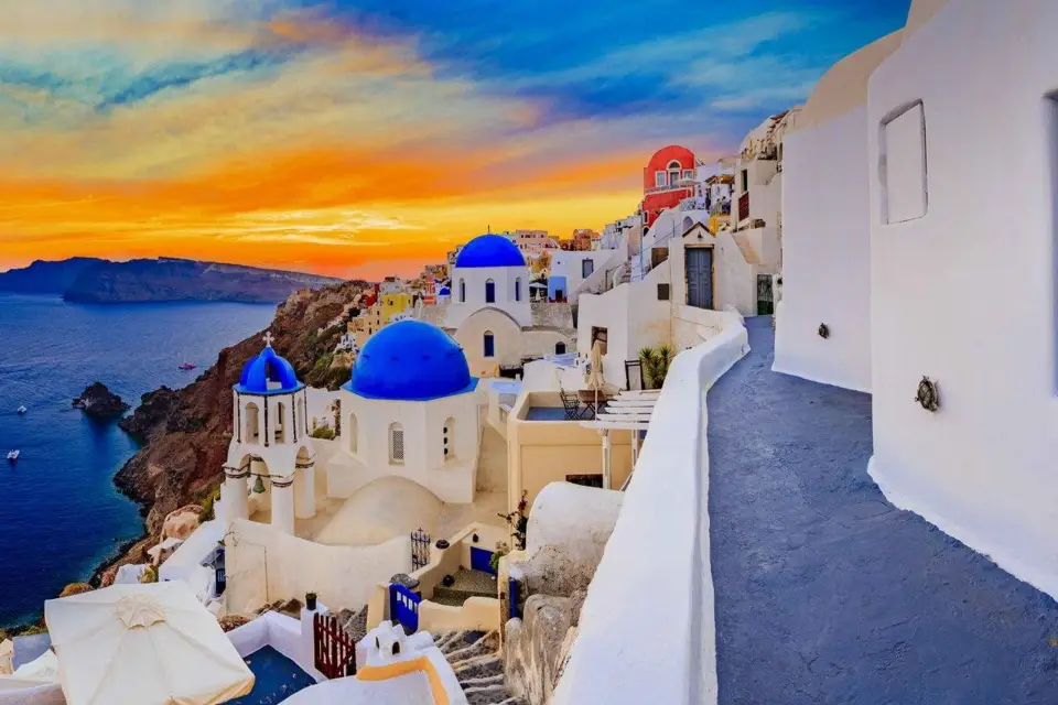 Santorini: Tour en autobús diario con puesta de sol en Oia y navegación opcional
