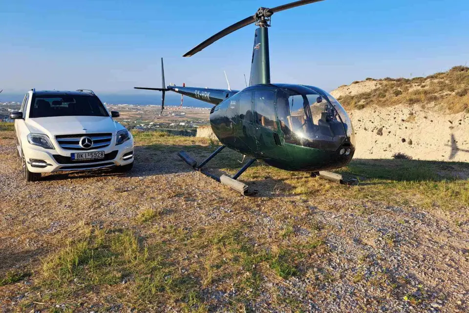 Santorini: Vuelo turístico privado en helicóptero