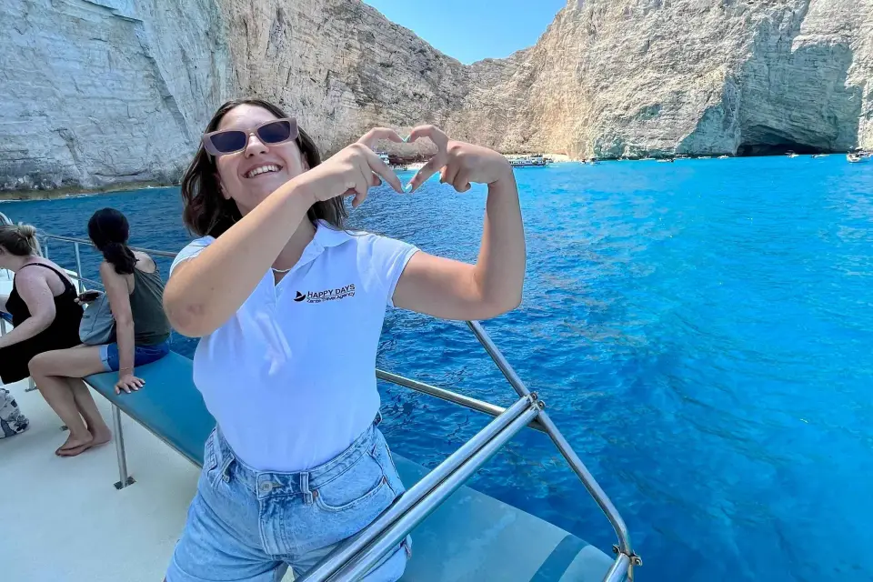 Zante: Excursión de un día por tierra y mar a la Playa de Navagio y las Cuevas Azules